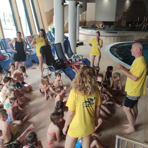Eine ganze Woche lang schwimmen 
