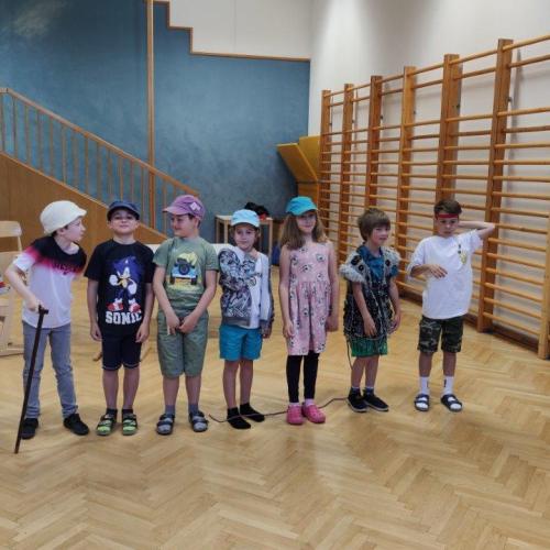  Endlich darf wieder Besuch in unsere Klasse