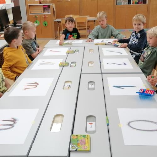 Grobmotorische Schreibvorübungen machen Spaß! ( Malstraße )