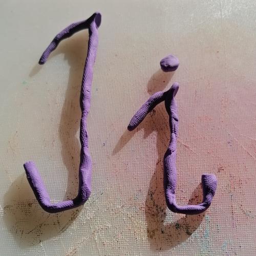 Auch aus Knetmasse entstehen Buchstaben und viel Kreatives!