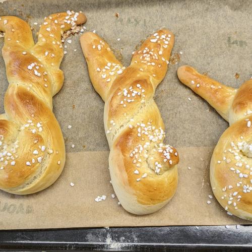 Osterhasen-Backen