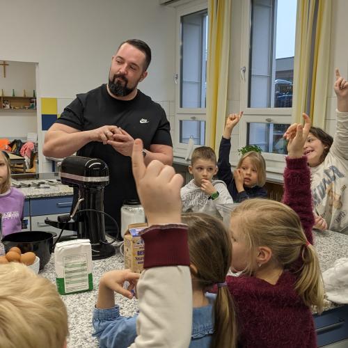 Osterhasen-Backen