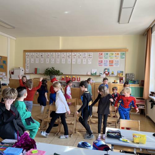 Fasching in der 1a