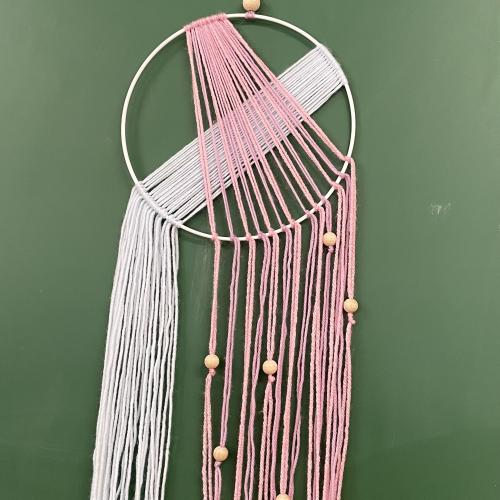 4. Klasse: Ein Farbkreis mit Wolle