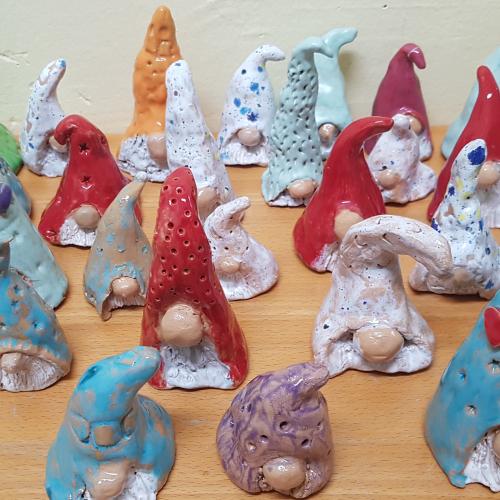 3. Klassen - Töpfern und Trockenfilzen