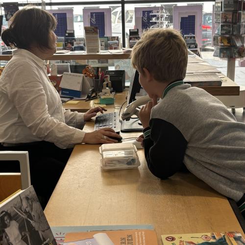 Büchereibesuch 