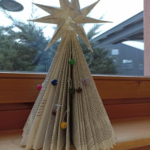 Wir falten uns durch den Advent