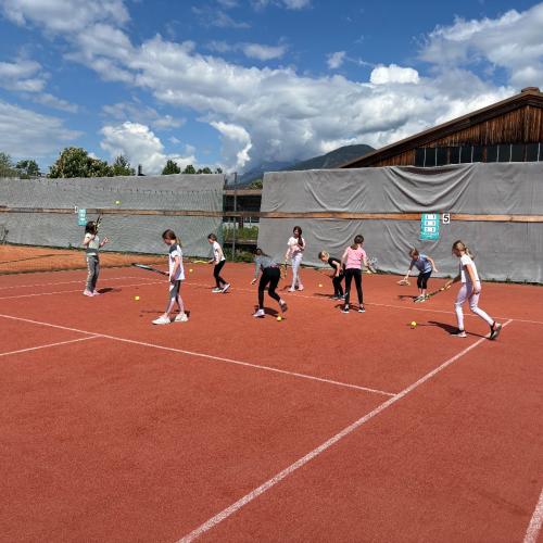 Schultennis