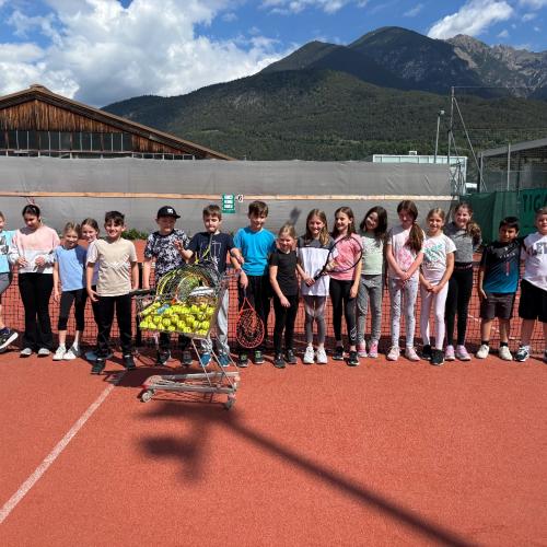 Schultennis
