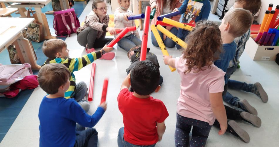 Wir machen Popcorn mit den Boomwhackers