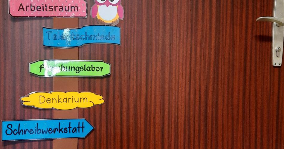 Wir untersuchen, entdecken und experimentieren