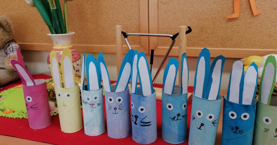 Wir basteln Osterhasen!