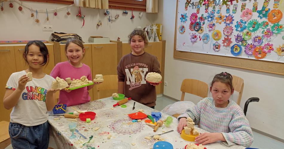 Kreative Schülerinnen und Schüler im Jänner